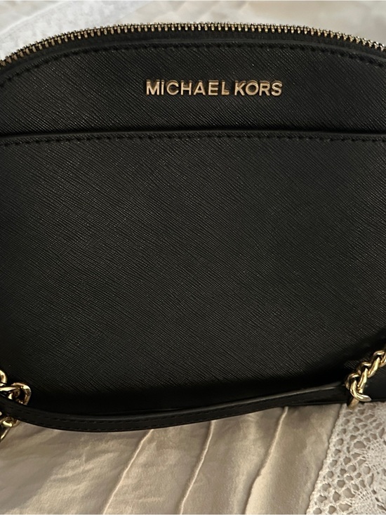 Michael Kors Handbags - Michael Kors Black Leather Crossbody with Gold Hardware